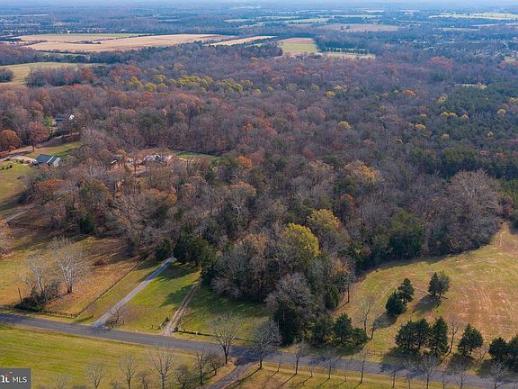 3rd image of Shenandoah Path
