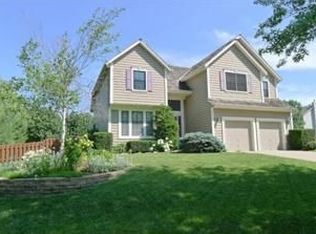 5207 McCoy St, Shawnee, KS 66226