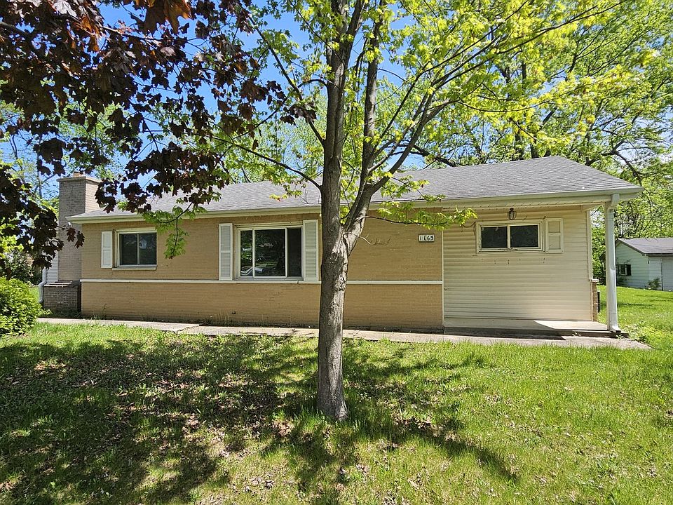 1st image of 1165 Apricot St