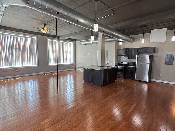 Kitchen and Livingroom