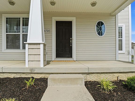 3rd image of 4721 Sahalee Dr