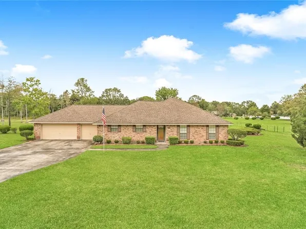 204 S Holiday Dr, Slidell, LA 70461