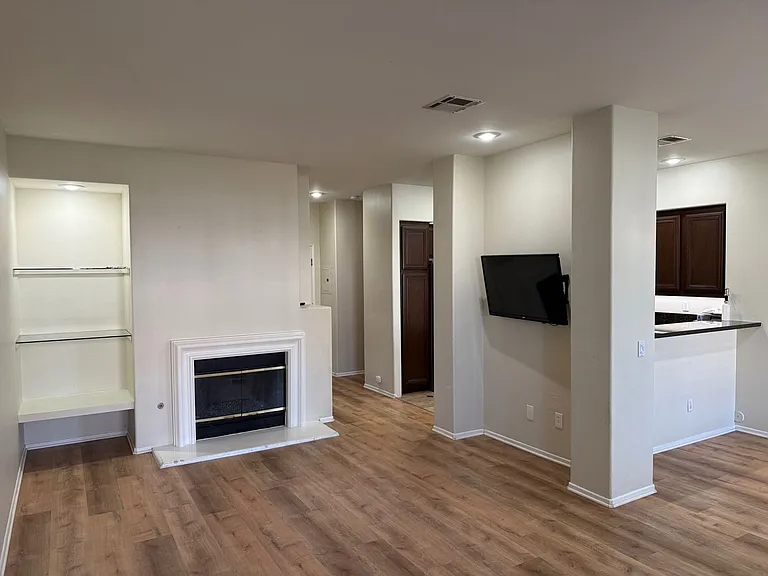 231 Camino Toluca — Photo 10