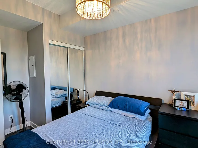 170 Sumach St #723 — Photo 9
