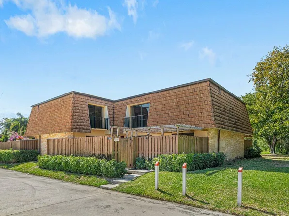 417 4th Lane, Greenacres, FL 33463