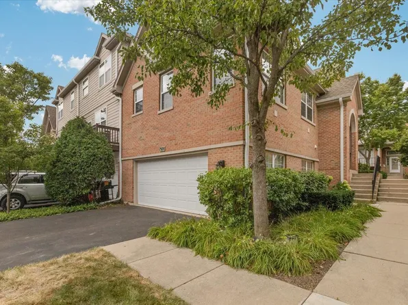 7509 Frontage Rd, Skokie, IL 60077