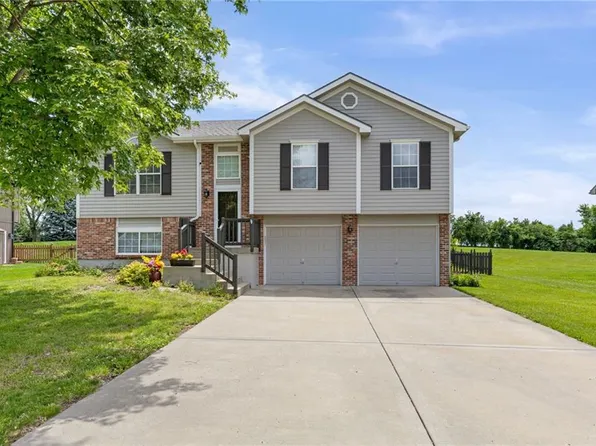 6819 NE 113th Ter, Kansas City, MO 64156