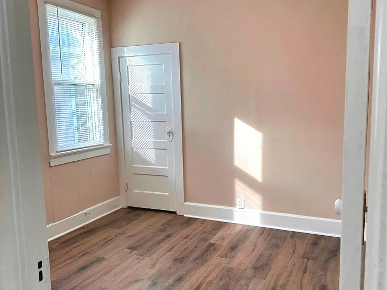 1036 Jefferson Ave — Photo 9