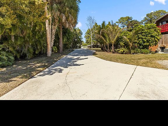 2nd image of 3443 Frontier Ave