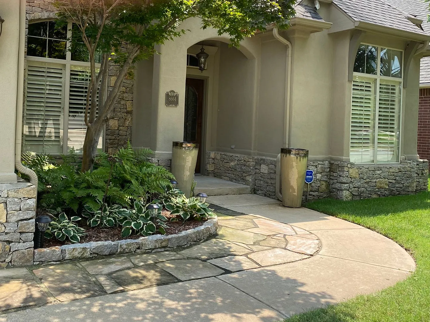 Gorgeous Legacy Park 4+ Bedroom 3.5 Bath 3 Car Garage - Jenks Se Schools! — Photo 3
