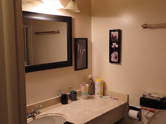 4th image of 1402 S Glen Cir APT C