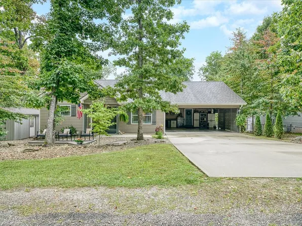 109 Groat Dr, Crossville, TN 38572