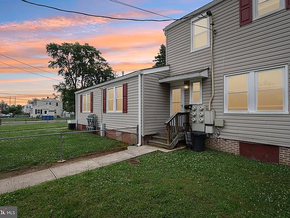 2nd image of 40 Barker Ave