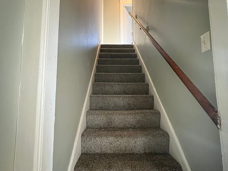 1619-1621 N Gaines St — Photo 10