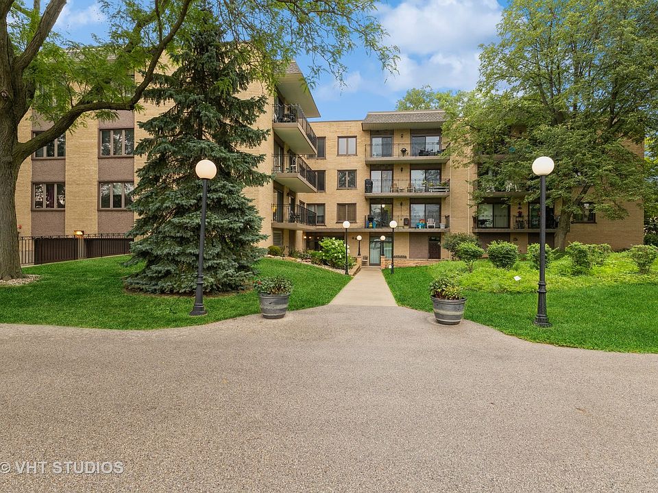 1st image of 6935 N Milwaukee Ave APT 201
