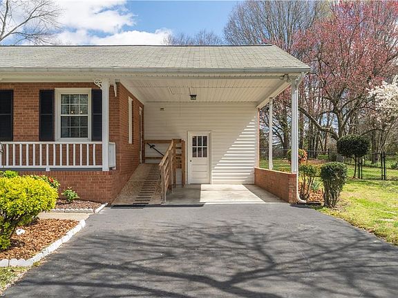 5th image of 1401 Lambs Ln