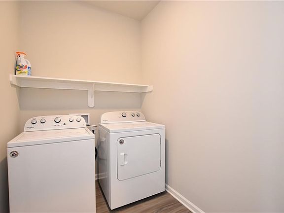 2nd image of 5295 Cypress Dr