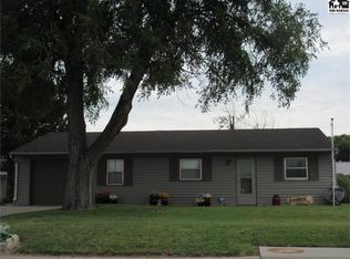 204 S Walnut St, South Hutchinson, KS 67505