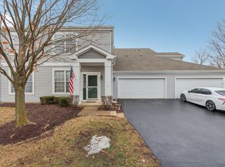 375 Cascade Ln, Oswego, IL 60543