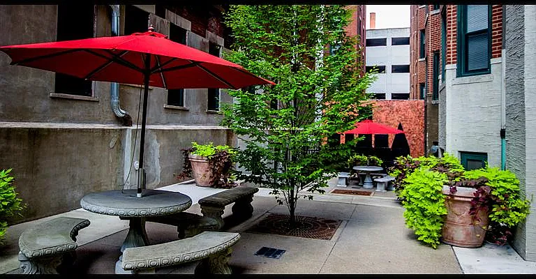 Blacherne At Vermont Place — Photo 18