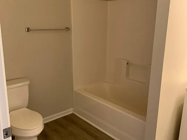 2nd Bathroom