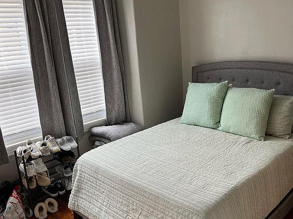 4th image of 508 Bainbridge St Floor 2