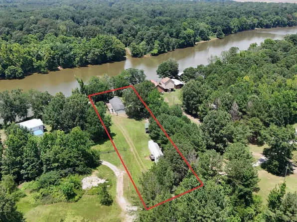 480 Sandpiper Dr, Greensboro, AL 36744