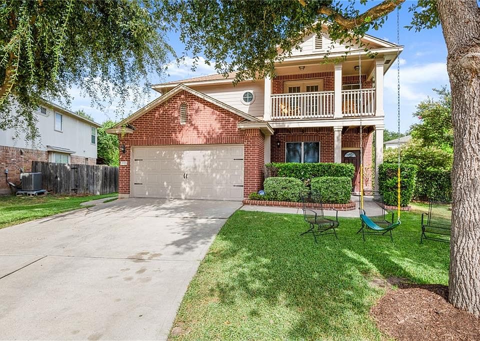 1st image of 1403 Fort Lloyd Pl