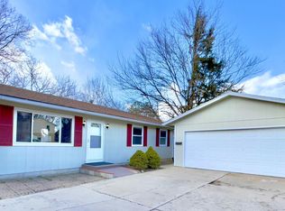 3121 SW Stone Ave, Topeka, KS 66614