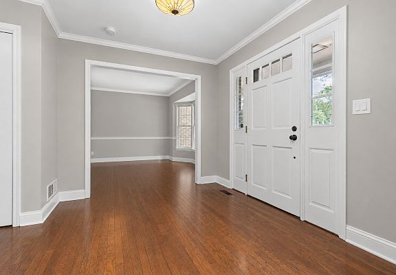 3rd image of 1305 Dancer Ct