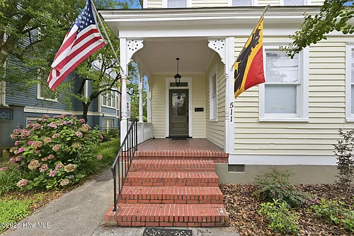 511 Middle St #A Photo 1