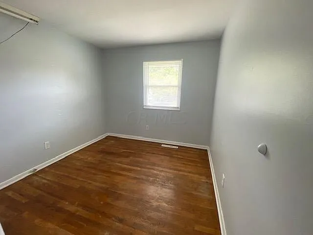 1559 Orson Dr — Photo 10