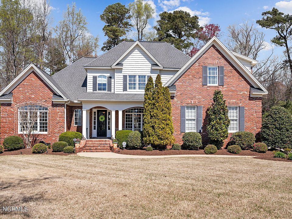 1st image of 812 Van Gert Drive