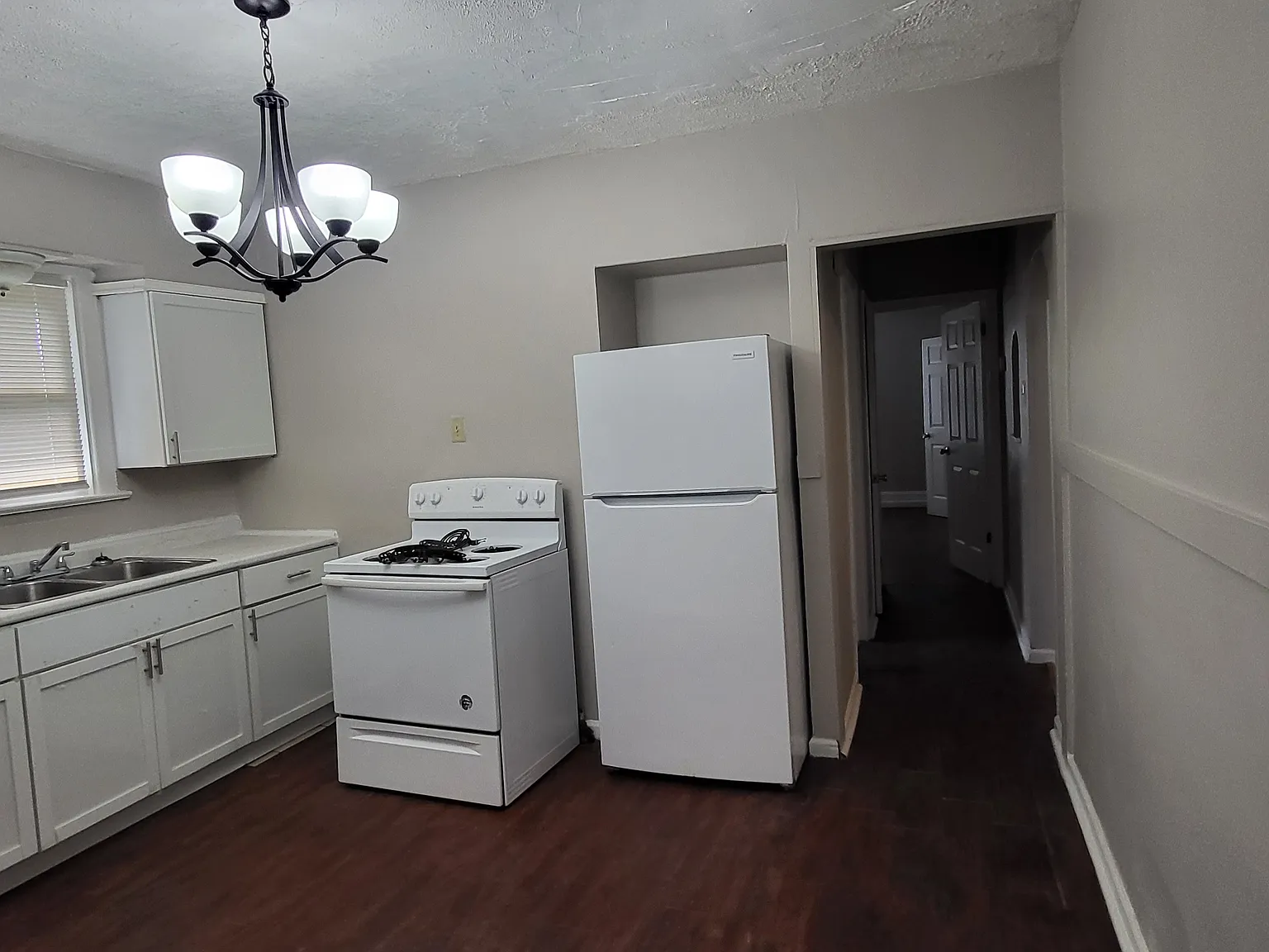 4 bed, 1590 sqft, $1,495 — Photo 2