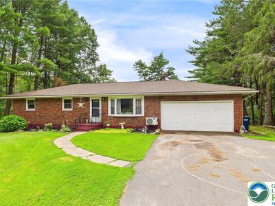 4250 Bear Creek Blvd, Bear Creek Township, PA, 18702