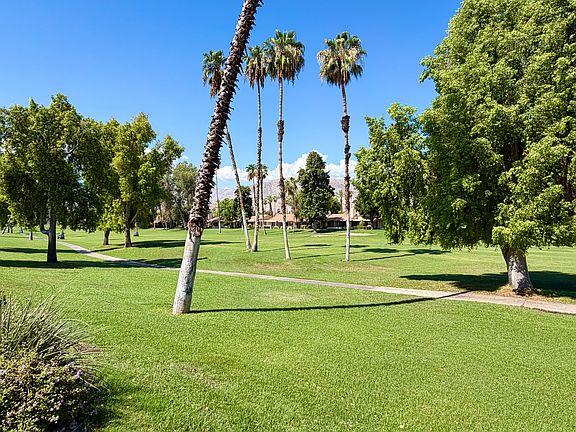 2nd image of 231 Santa Barbara Cir