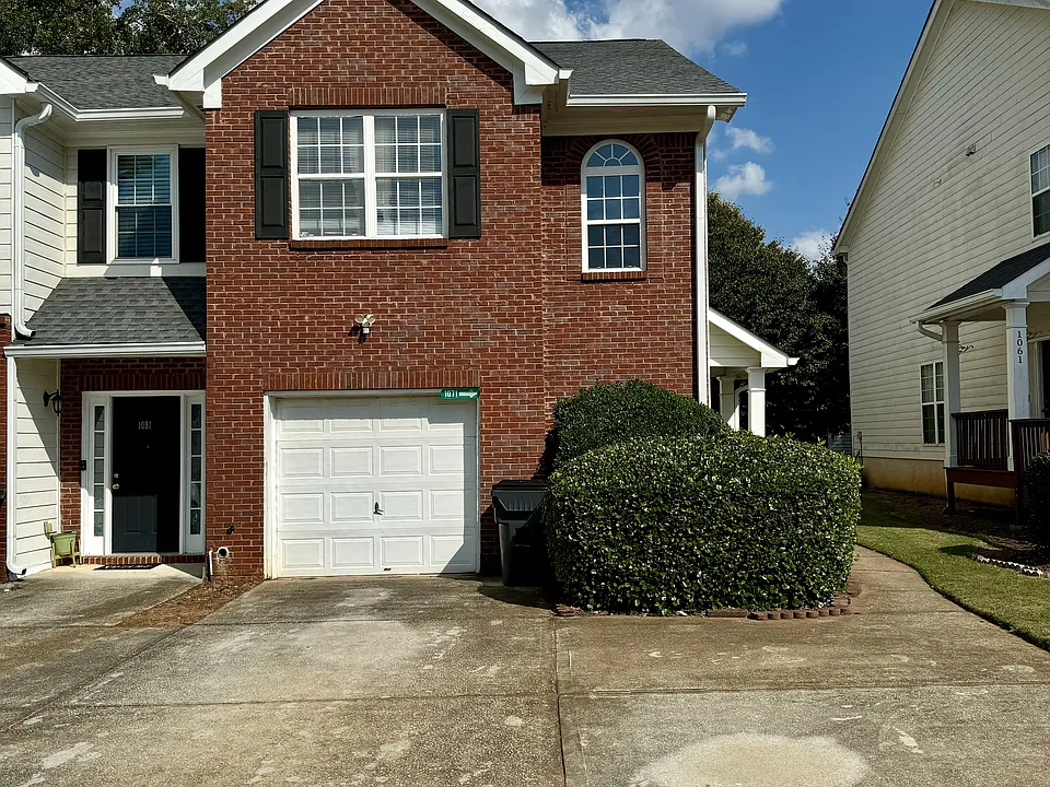 1071 Primrose View Cir