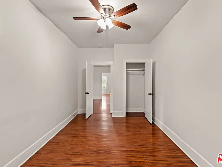 2928 Walton Ave #2930 — Photo 17