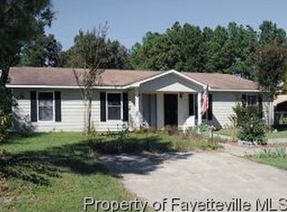 2611 Graham Rd, Fayetteville, NC 28304