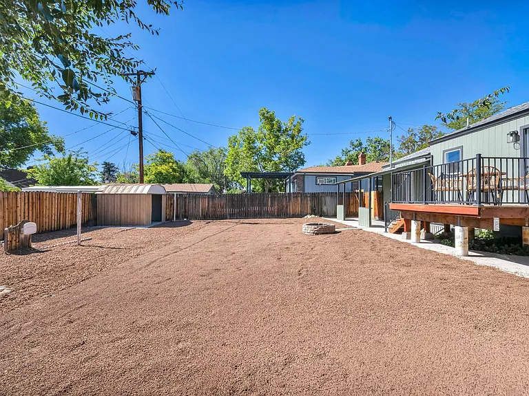 1678 Ordway Ave — Photo 46
