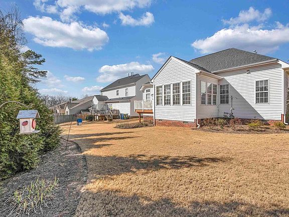 2nd image of 213 Brenleigh Ct