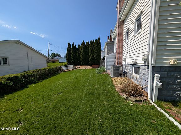 5th image of 2611 5th St