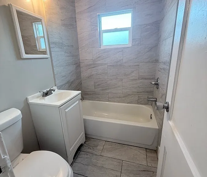 1103 Drew St #1 — Photo 14