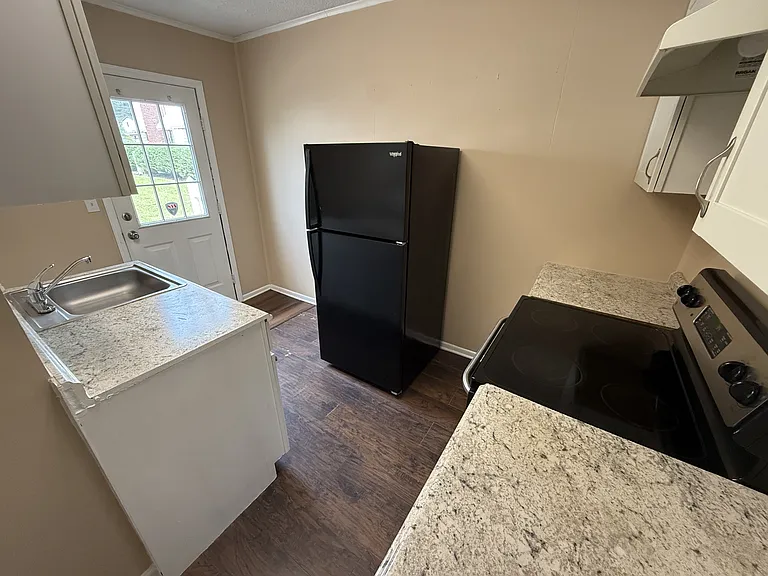 420-A Jackson Park Rd #1 — Photo 9