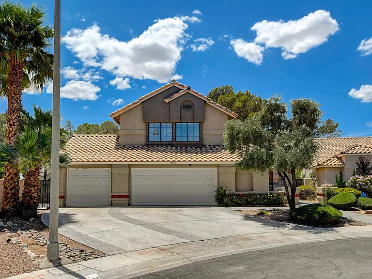 9205 Sandy Shores Dr — Photo 12