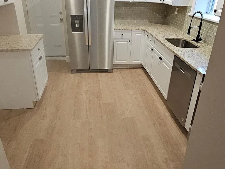 2065 E Somerset St — Photo 28