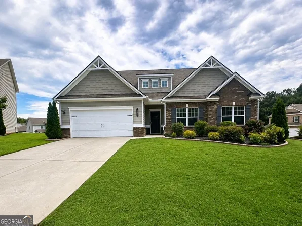 105 Green Tree Ct, Dacula, GA 30019