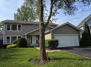 1591 Monterey Ct, Gurnee, IL 60031