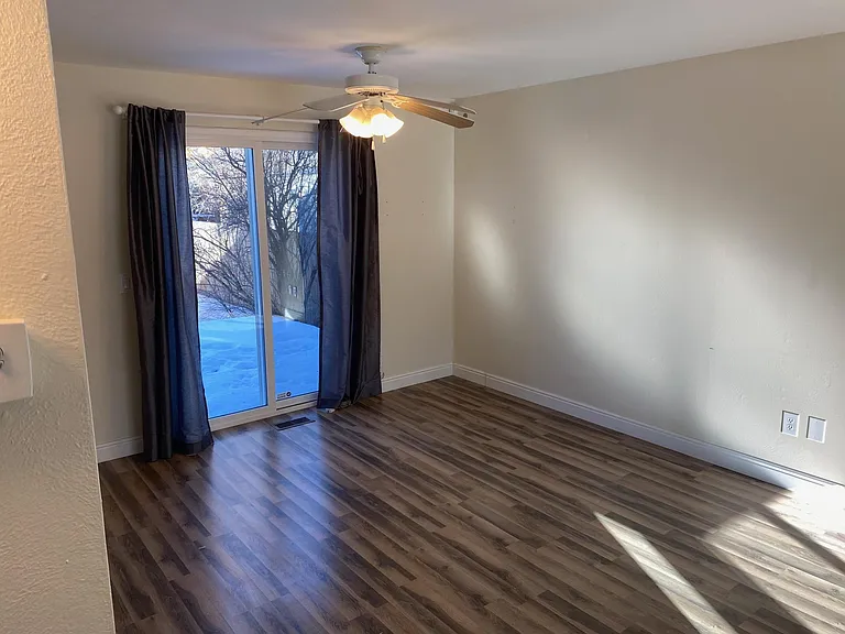 403 W Sumac Ct — Photo 3