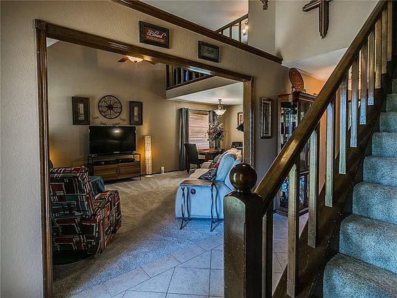 5th image of 19312 Cardinal Creek Dr S